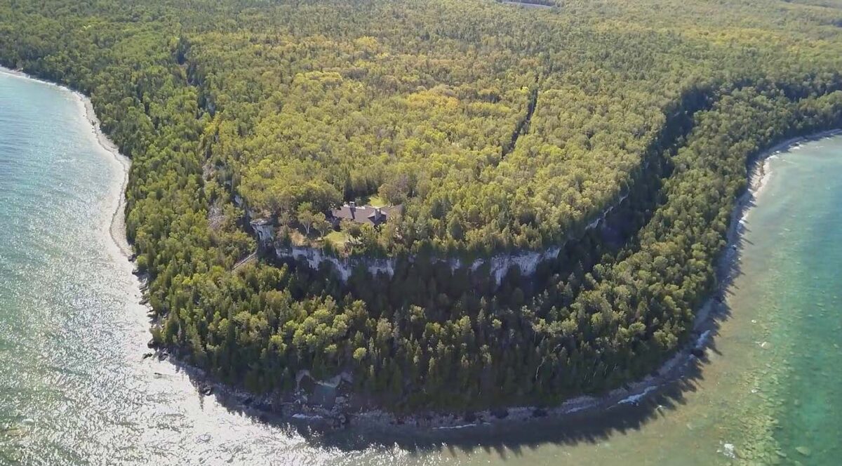 MapleCross Nature Reserve at Cape Chin, Peninsula Section, 523 acres