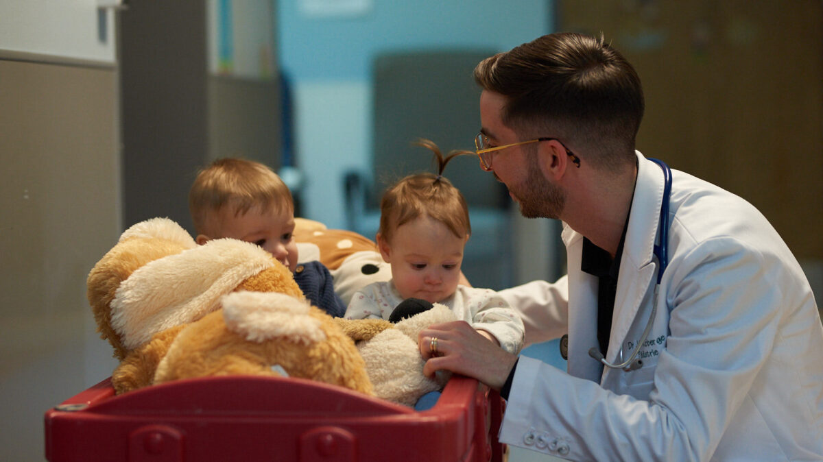 Offer a day centre to our little patients